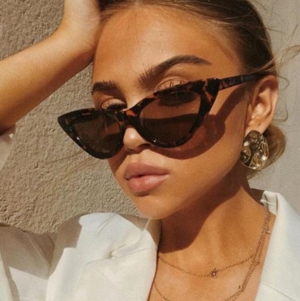 Leopard Print Cateye Sunglasses